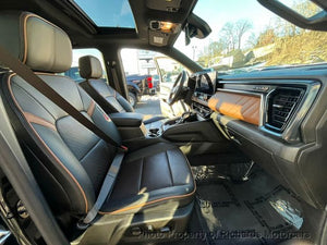 2023 GMC Canyon 4WD Crew Cab AT4 (C15750)