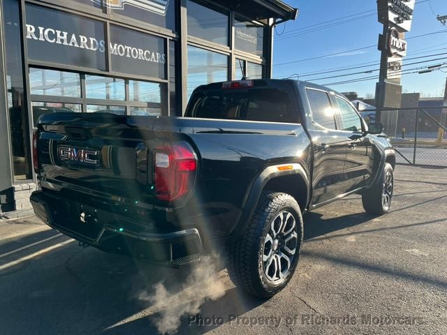 2023 GMC Canyon 4WD Crew Cab AT4 (C15750)