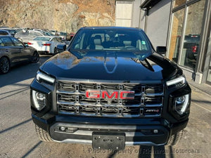 2023 GMC Canyon 4WD Crew Cab AT4 (C15750)