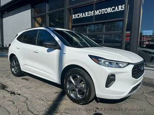 2024 Ford Escape ST-Line AWD (C15768)