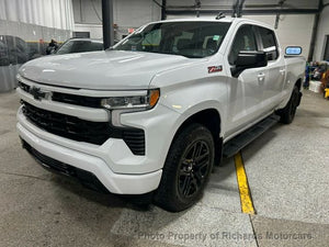 2022 Chevrolet Silverado 1500 4WD Crew Cab 157" RST (C15759)