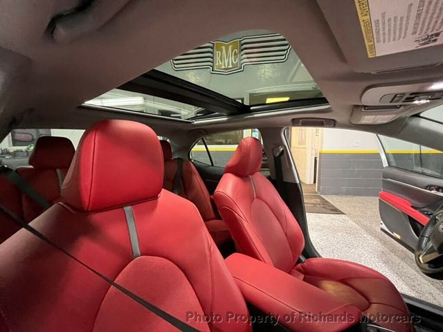 2020 Toyota Camry XSE Automatic (C15589)