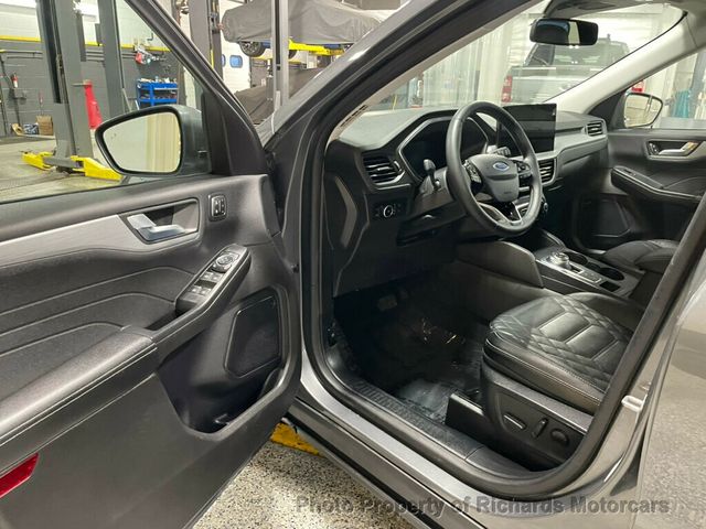 2024 Ford Escape Platinum AWD (C15743)