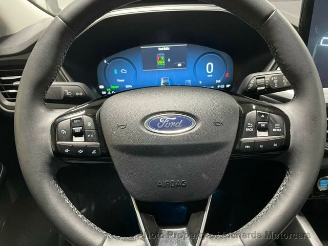 2024 Ford Escape Platinum AWD (C15743)