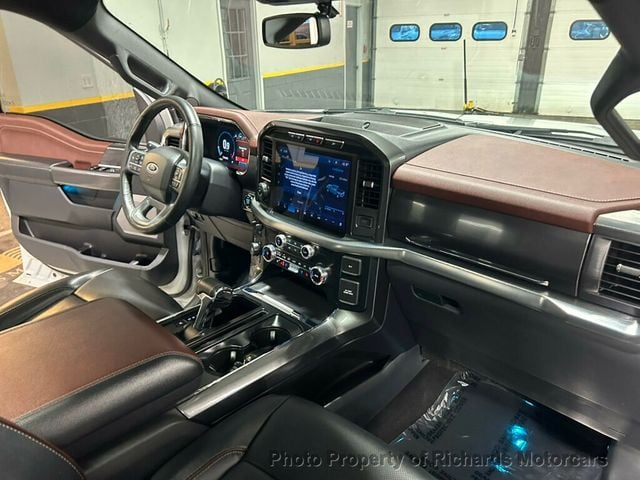 2023 Ford F-150 LARIAT 4WD SuperCrew 5.5' Box (C15811)
