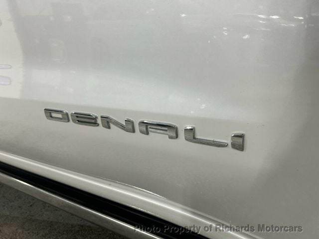 2023 GMC Sierra 1500 4WD Crew Cab 147" Denali (C15712)