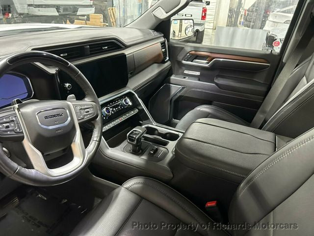 2023 GMC Sierra 1500 4WD Crew Cab 147" Denali (C15712)