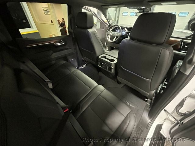 2023 GMC Sierra 1500 4WD Crew Cab 147" Denali (C15712)