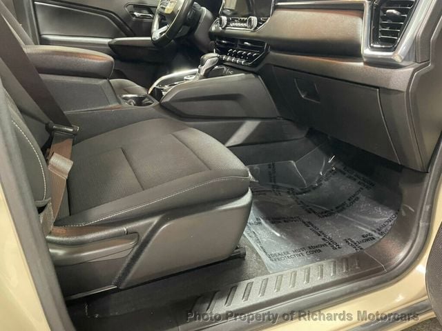 2023 GMC Canyon 4WD Crew Cab Elevation (C15809)