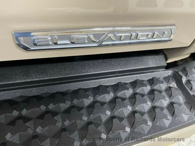 2023 GMC Canyon 4WD Crew Cab Elevation (C15809)