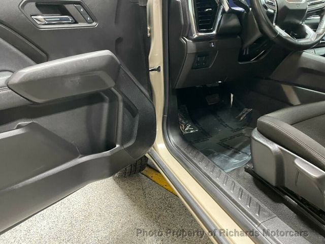 2023 GMC Canyon 4WD Crew Cab Elevation (C15809)