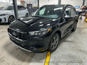 2023 Ford Escape ST-Line AWD (C15739)