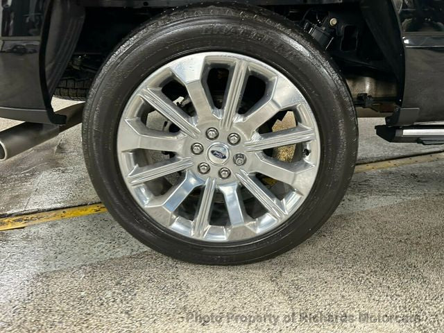 2023 Ford F-150 Limited 4WD SuperCrew 5.5' Box (C15780)