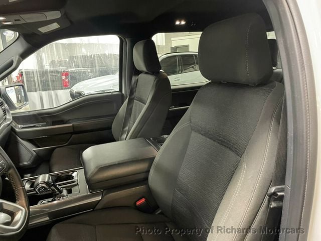 2023 Ford F-150 XLT 4WD SuperCrew 5.5' Box (C15727)