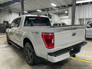 2023 Ford F-150 XLT 4WD SuperCrew 5.5' Box (C15727)