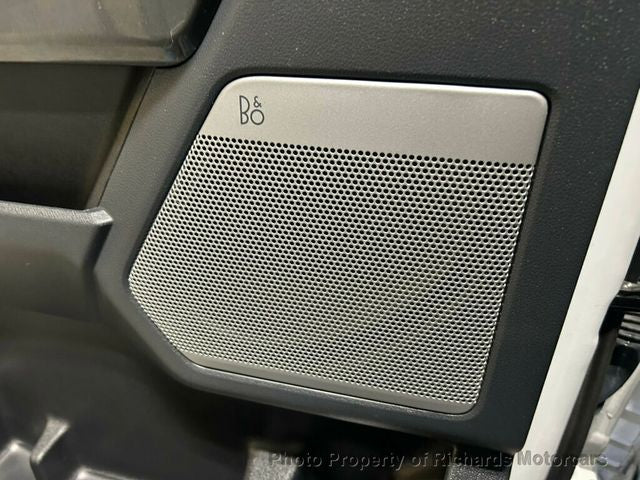 2023 Ford F-150 XLT 4WD SuperCrew 5.5' Box (C15728)