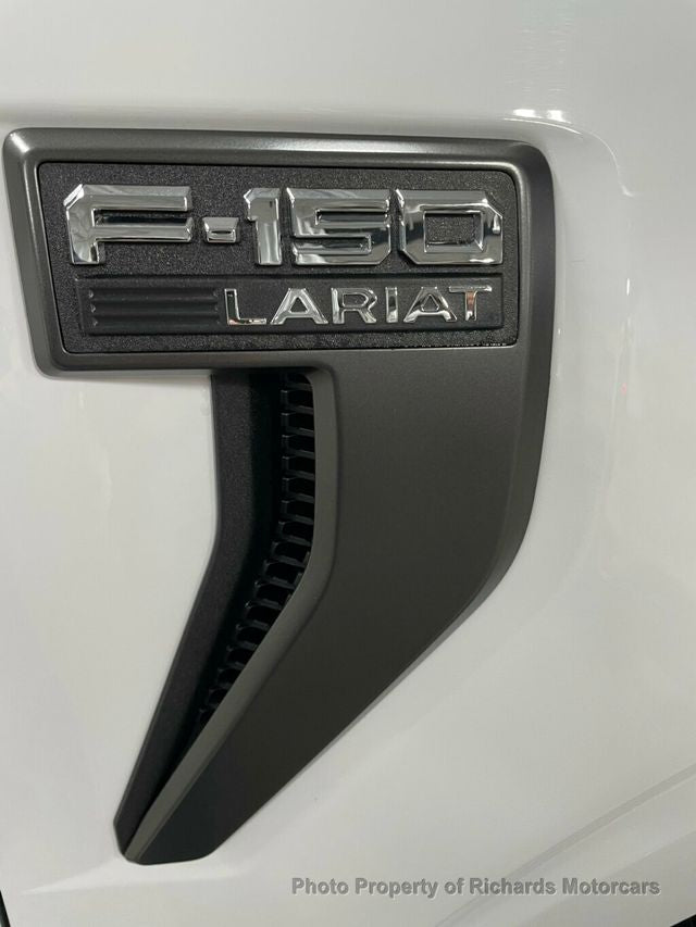 2023 Ford F-150 LARIAT 4WD SuperCrew 5.5' Box (C15781)