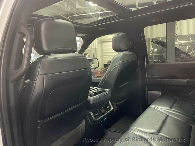 2023 Ford F-150 LARIAT 4WD SuperCrew 5.5' Box (C15781)