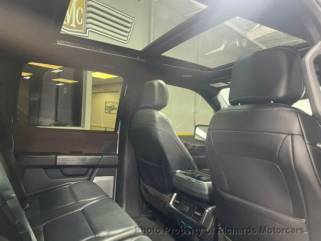 2023 Ford F-150 LARIAT 4WD SuperCrew 5.5' Box (C15781)