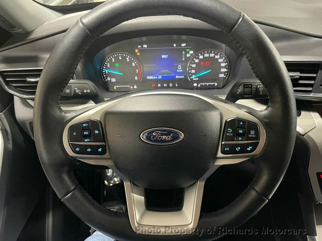 2024 Ford Explorer XLT 4WD (C15721)