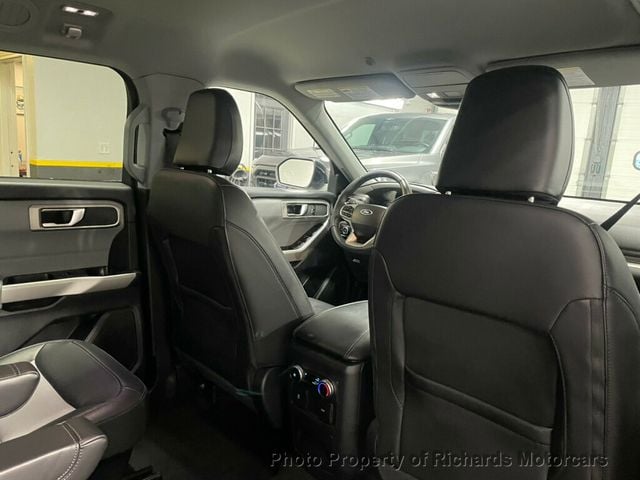 2024 Ford Explorer XLT 4WD (C15721)