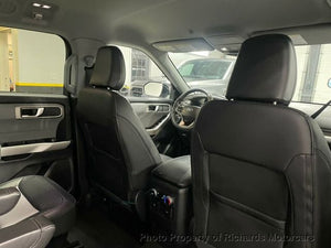 2024 Ford Explorer XLT 4WD (C15721)