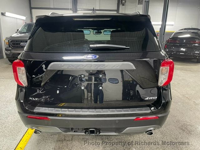 2024 Ford Explorer XLT 4WD (C15721)