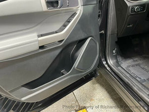 2024 Ford Explorer XLT 4WD (C15721)
