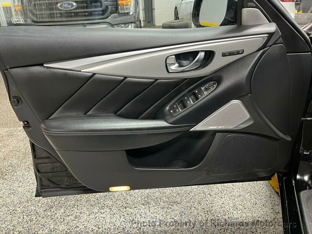 2022 INFINITI Q50 LUXE AWD (C15701)