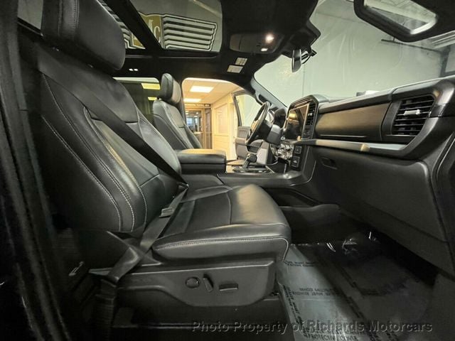 2024 Ford F-150 XLT 4WD SuperCrew 5.5' Box (C15795)