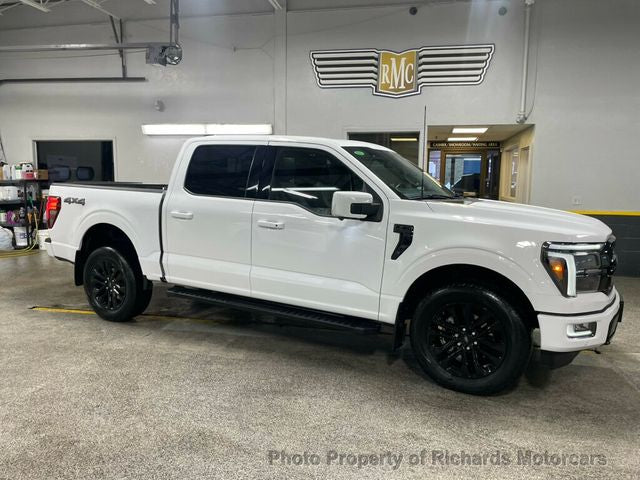 2024 Ford F-150 LARIAT 4WD SuperCrew 5.5' Box (C15794)