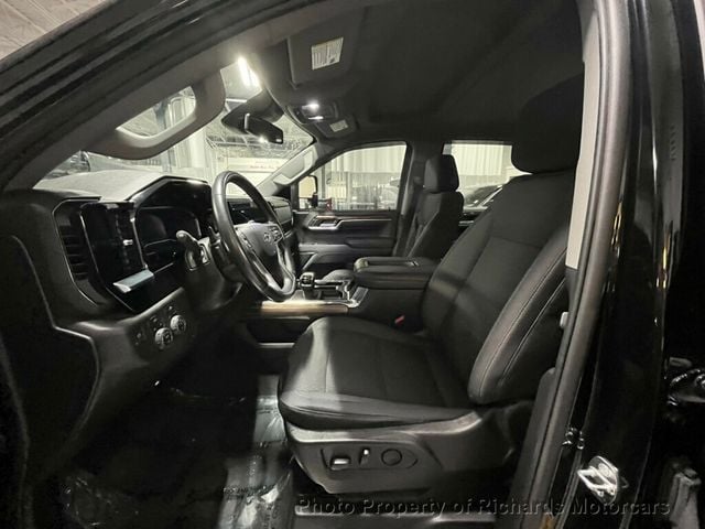 2022 Chevrolet Silverado 1500 (C15792)