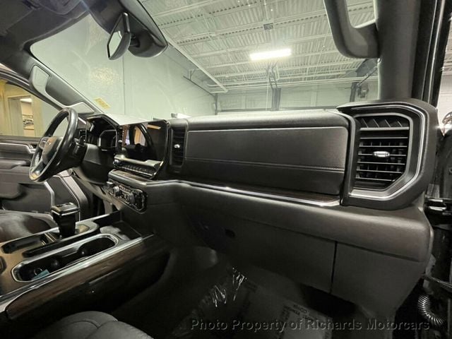 2022 Chevrolet Silverado 1500 (C15792)