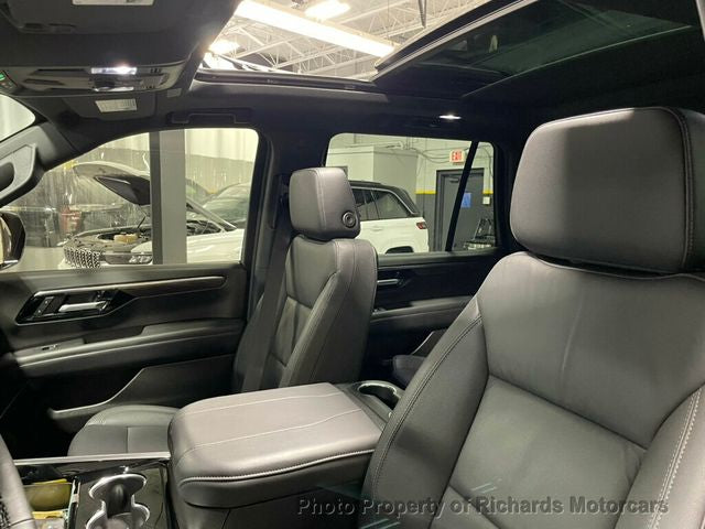 2025 Chevrolet Tahoe 4WD 4dr Z71 (C15793)