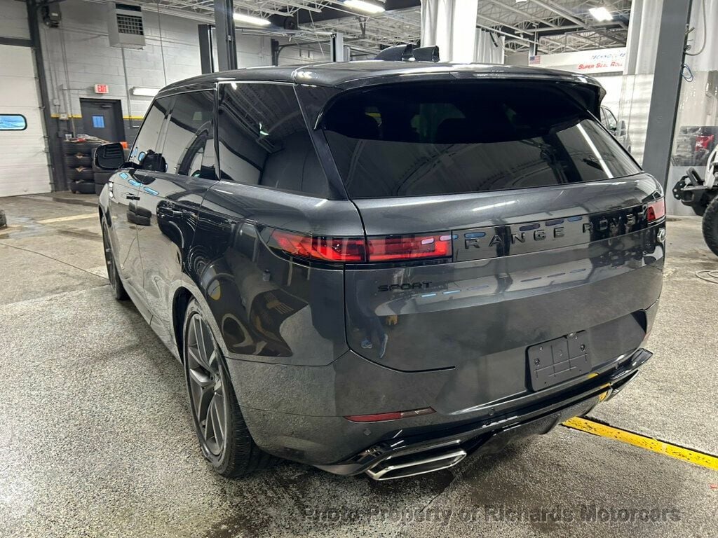 2023 Land Rover Range Rover Sport P400 SE Dynamic (C15602A) - Image 5