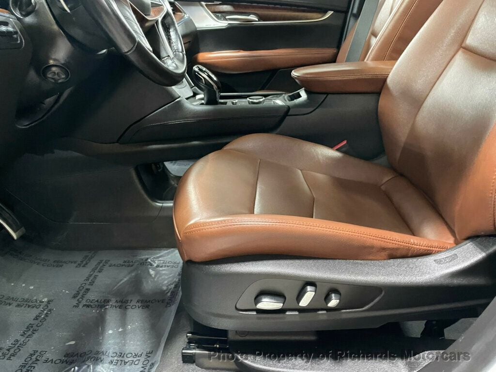 2023 Cadillac XT5 AWD 4dr Sport (C15735) - Image 9