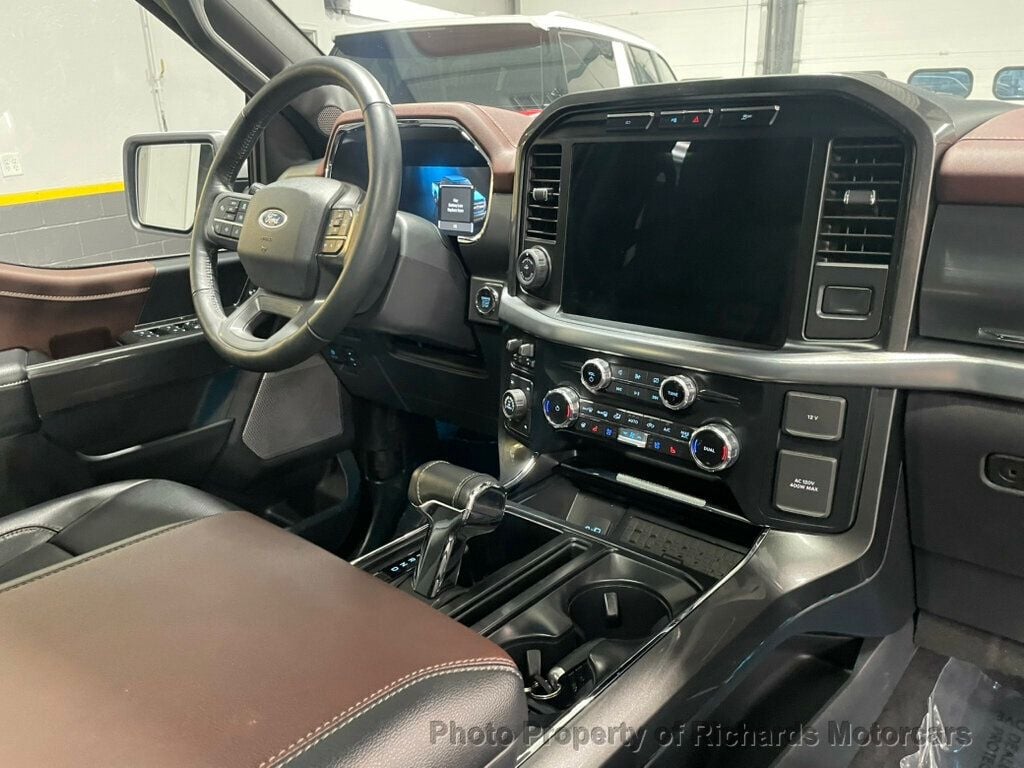 2023 Ford F-150 LARIAT 4WD SuperCrew 6.5' Box (C15855) - Image 23