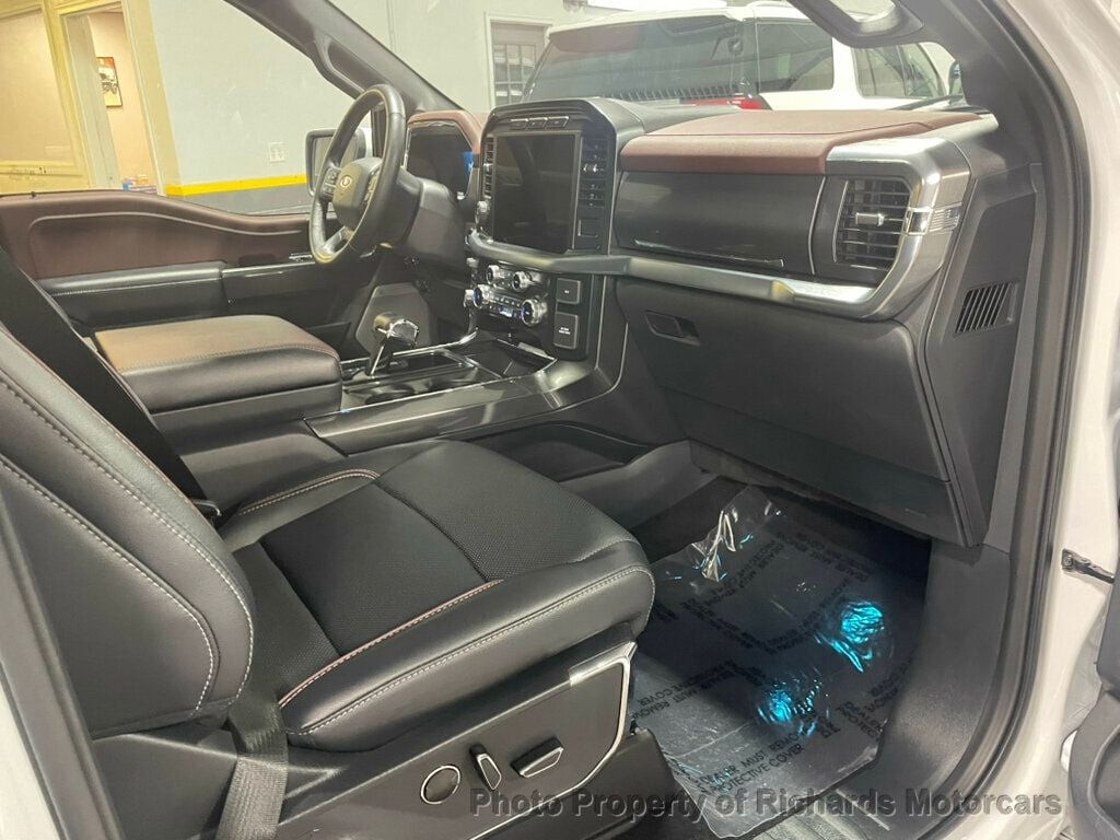 2023 Ford F-150 LARIAT 4WD SuperCrew 6.5' Box (C15855) - Image 24