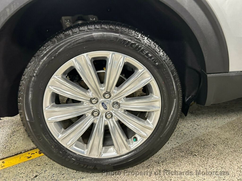 2025 Ford Explorer Platinum 4WD (C15786) - Image 10