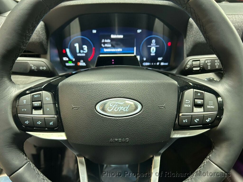 2025 Ford Explorer Platinum 4WD (C15786) - Image 18