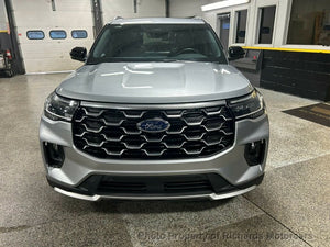 2025 Ford Explorer Platinum 4WD (C15786) - Image 8