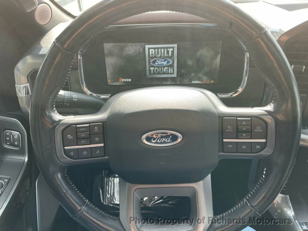2022 Ford F-150 LARIAT 4WD SuperCrew 5.5' Box (C15705A) - Image 13