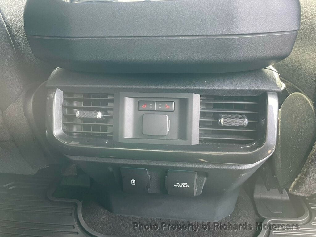 2022 Ford F-150 LARIAT 4WD SuperCrew 5.5' Box (C15705A) - Image 21