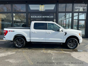 2022 Ford F-150 LARIAT 4WD SuperCrew 5.5' Box (C15705A) - Image 2
