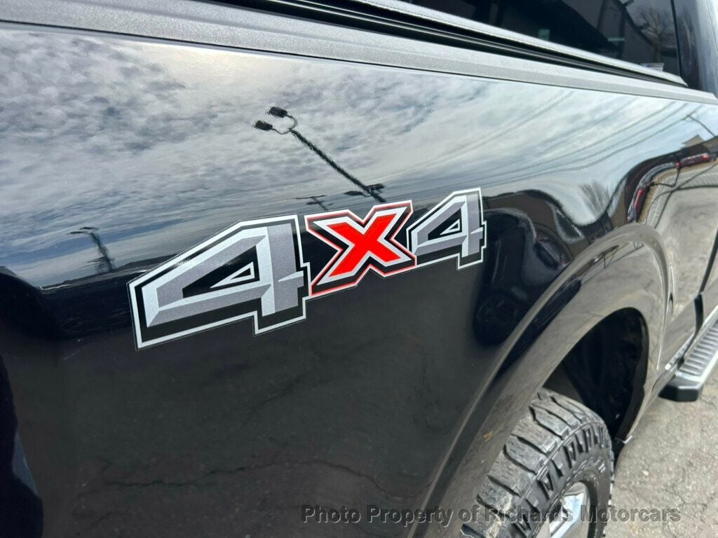 2022 Ford F-150 LARIAT 4WD SuperCrew 6.5' Box (C15878) - Image 11