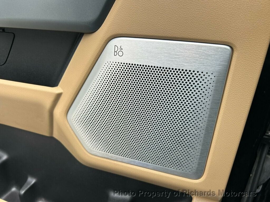 2022 Ford F-150 LARIAT 4WD SuperCrew 6.5' Box (C15878) - Image 16