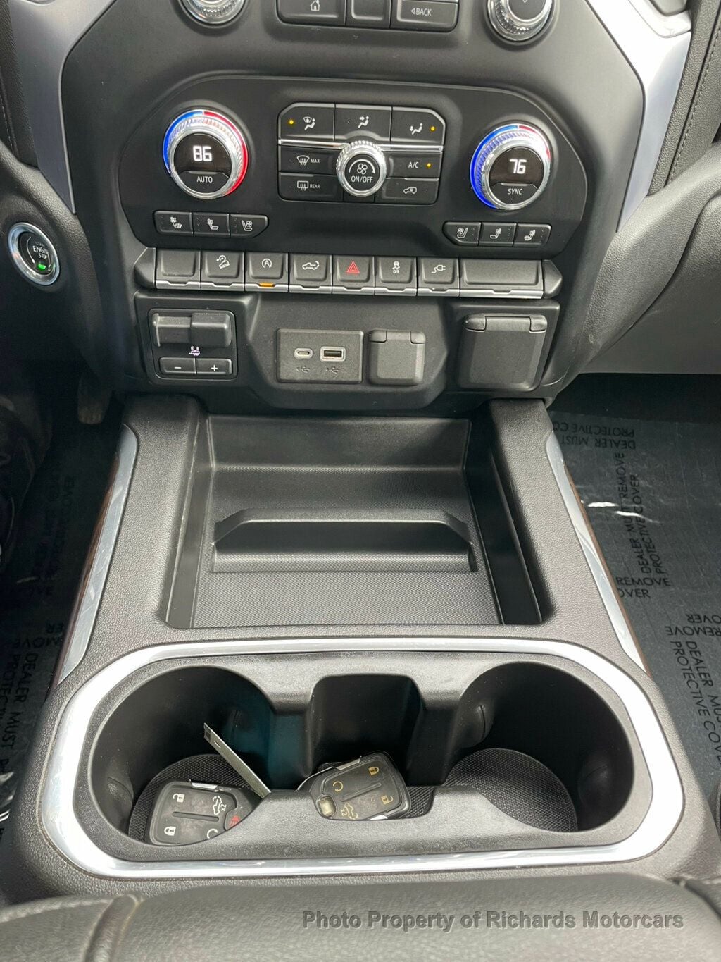 2019 GMC Sierra 1500 4WD Crew Cab 157" SLT (C15895) - Image 16