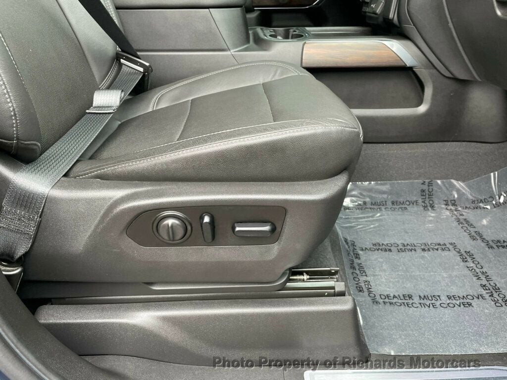 2019 GMC Sierra 1500 4WD Crew Cab 157" SLT (C15895) - Image 20