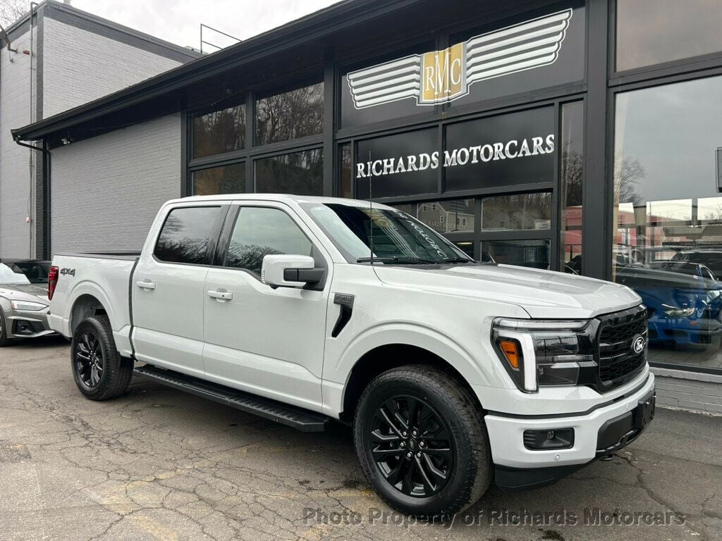 2026 Ford F-150 LARIAT 4WD SuperCrew 5.5' Box (C15891)