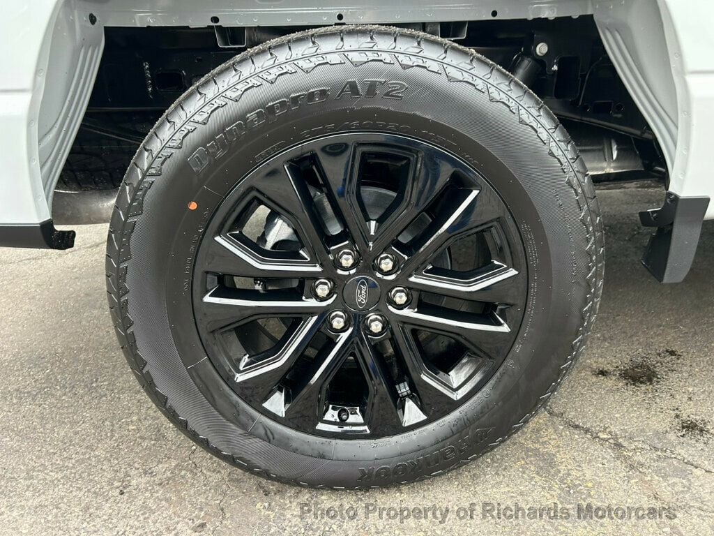 2026 Ford F-150 LARIAT 4WD SuperCrew 5.5' Box (C15891) - Image 9